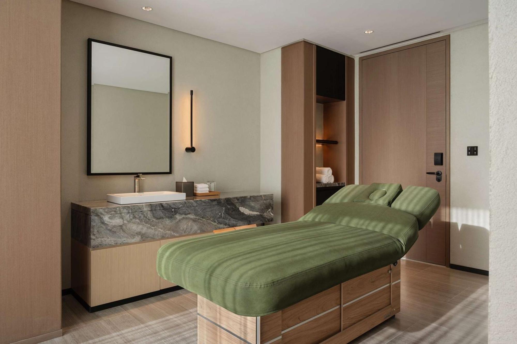 Siro One Za'Abeel Hotel Dubai Bagian luar foto